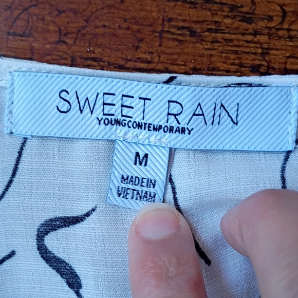 Sweet Rain Abstract Art Print Tie Waist Tunic Blouse Flutter Sleeve V-Neck M - Picture 6 of 16